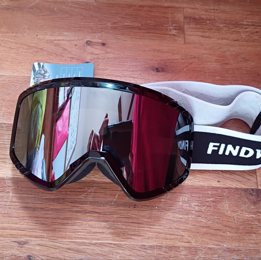 Findway Ski Goggles with Black Frame